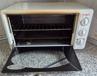 Microondas, tostador y Horno.