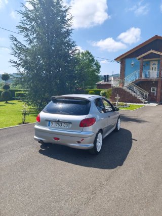 Peugeot 206 1999