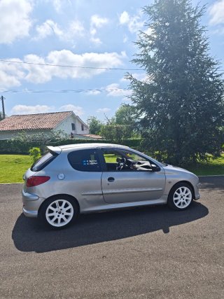 Peugeot 206 1999