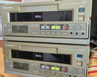 Panasonic AG-5700 + Mesa Edición AG-A570