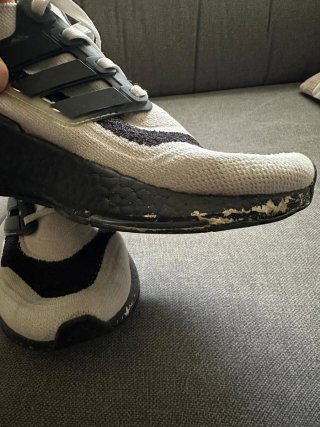 Zapatillas Adidas Ultraboost Blancas y Negras