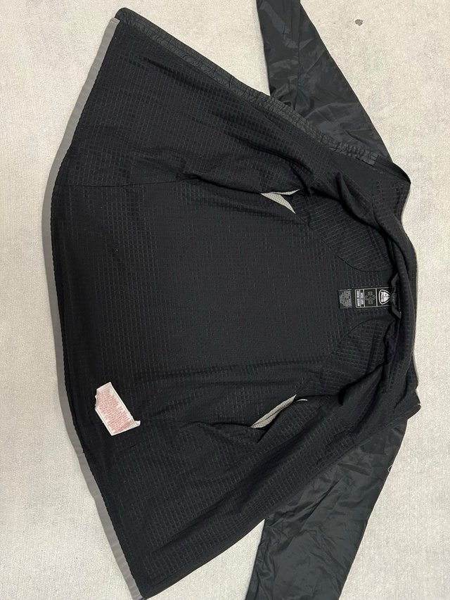 Chaqueta Nike ACG Serie Oregon Y2K