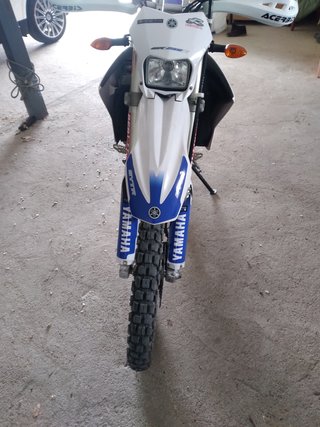 Yamaha WR250R Enduro Moto