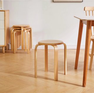 4 taburetes de Madera apilables