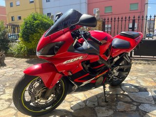 Honda CBR 600f Sportbike Roja/Negra