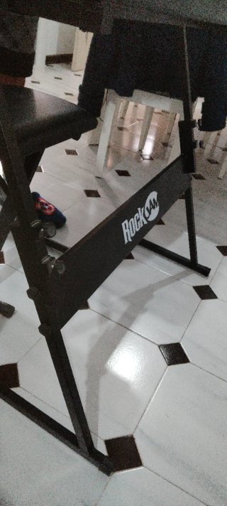 Piano electrónico con soporte y banqueta
