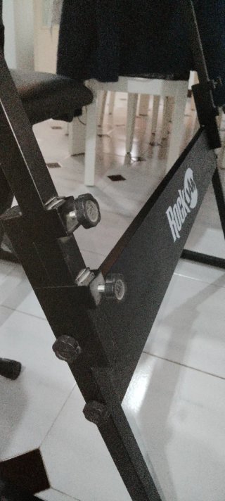 Piano electrónico con soporte y banqueta
