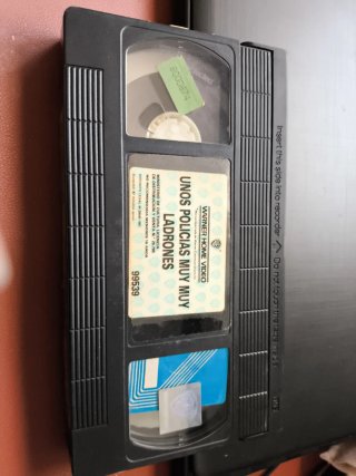 Unos Policías Muy Muy Ladrones VHS