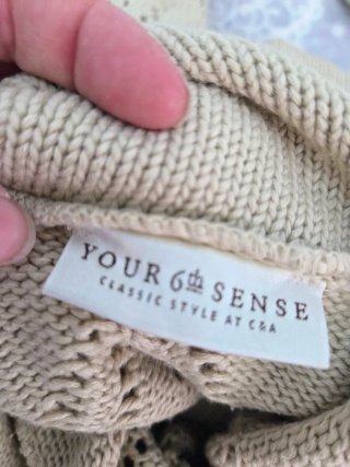 Maglione Beige Boho-Chic con Nappine