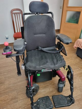 Silla de ruedas eléctrica