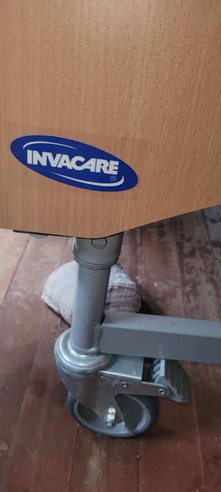 Cama articulada Invacare