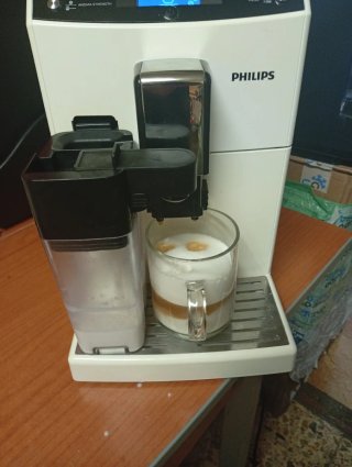 Cafetera Philips Superautomática Blanca