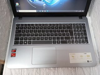 Portatil ASUS F540M (1832)