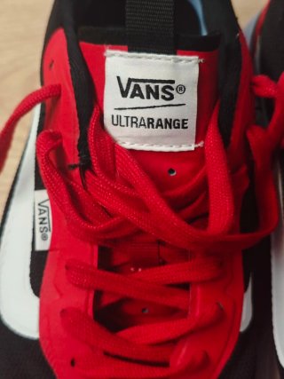 Vans Ultrarange Exo Zapatillas Negras Rojas