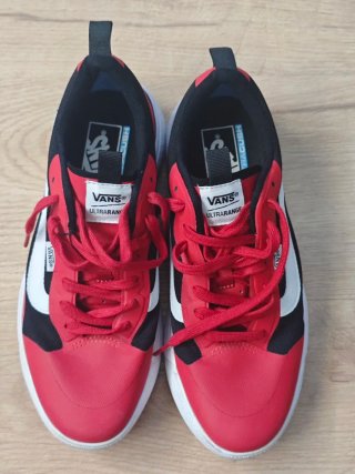 Vans Ultrarange Exo Zapatillas Negras Rojas