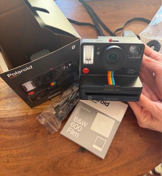 Polaroid OneStep+ Cámara Instantánea Negra nueva