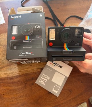 Polaroid OneStep+ Cámara Instantánea Negra nueva