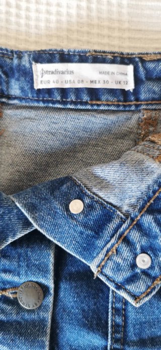 Falda vaquera con botones