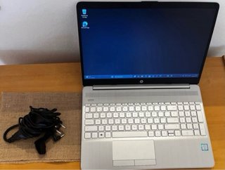 Ordenador Portátil HP Plata y Negro