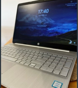 Ordenador Portátil HP Plata y Negro