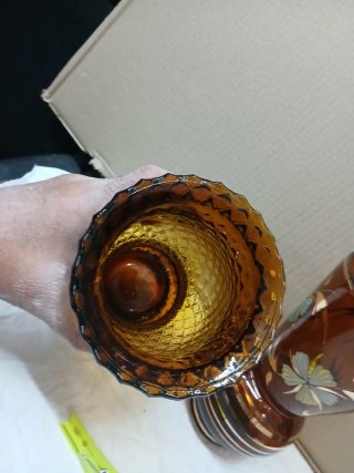 Jarrones de cristal ámbar y dorado