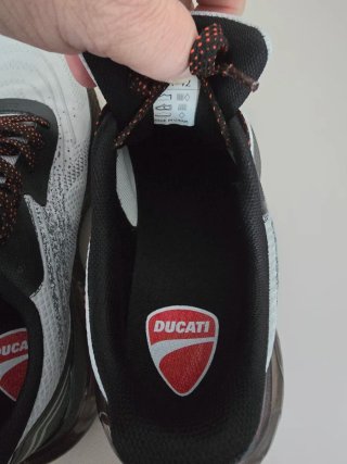 Scarpe Ducati Doadrunner Rosse e Bianche