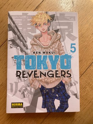 Tomo 5 Tokyo Revengers, Norma editorial.