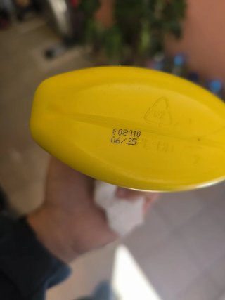 Pecera con accesorios de acuario