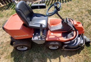 Cortacésped Husqvarna Rider Bioclip 13