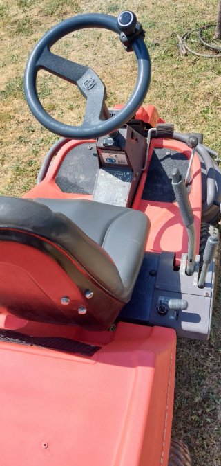 Cortacésped Husqvarna Rider Bioclip 13