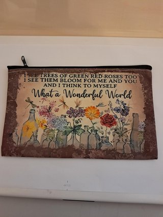 NECESERES . ESTUCHES DE MAQUILLAJE