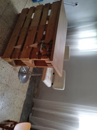 Barra de palets con ruedas