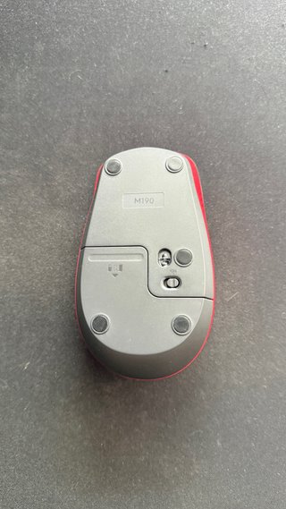 Ratón Logitech M190 Gris y Rojo