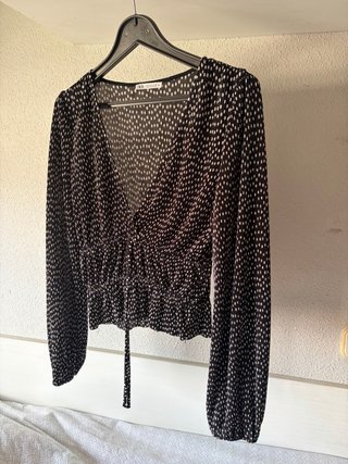 Blusa de lunares Zara