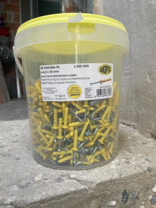 Taco premontado Akifix 6x38mm (1000 uds)