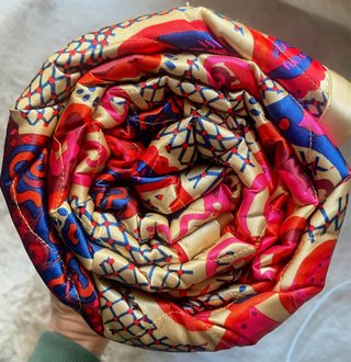Colcha KARISMATISK IKEA x Zandra Rhodes