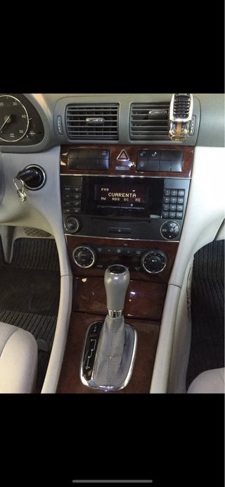 Mercedes-Benz Clase C 2005  acepto cambios tambien