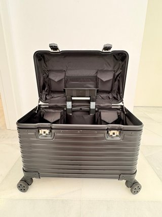 Maleta de aluminio negra