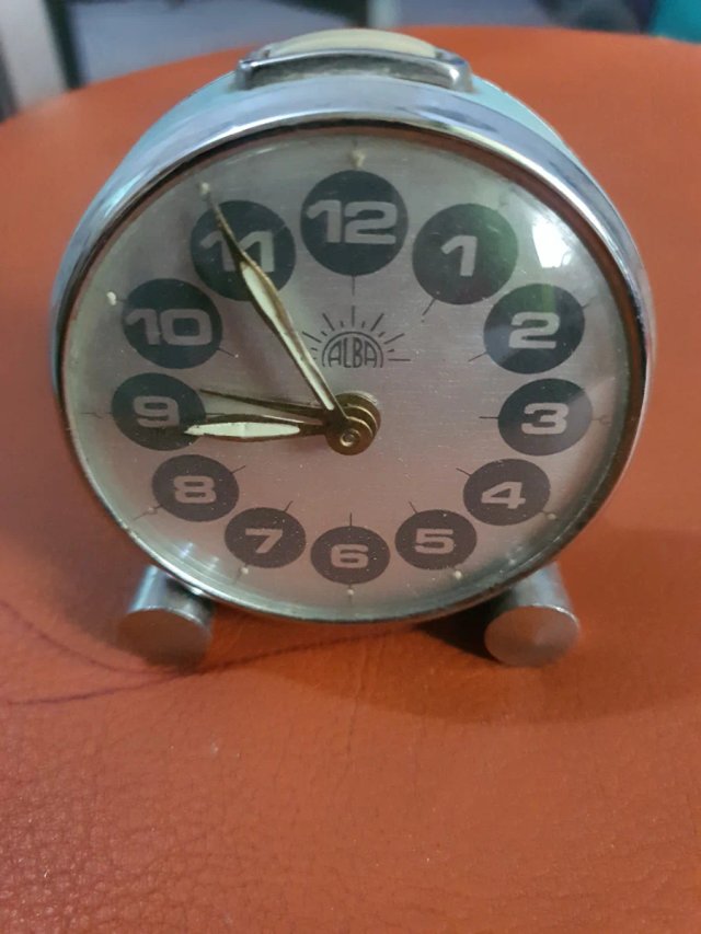 2 despertador antiguo ALBA