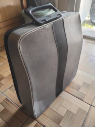 Máquina de escribir Olivetti Lettera DL