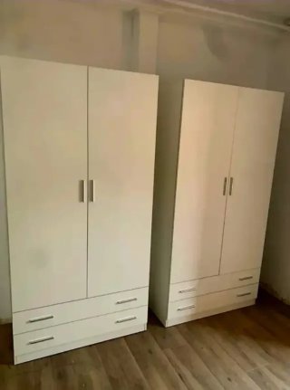 Armario de madera