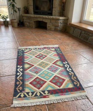 Alfombra nueva anudada a mano