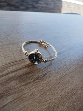 Reloj Pulsera Mujer Negro y Dorado