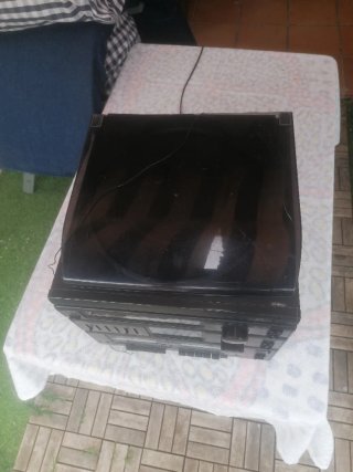 Equipo de música Sanyo Tocadiscos, radio y cintas
