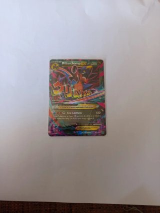 Carta Pokémon M Garchomp EX 210 HP