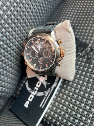 Reloj Police Negro y Dorado