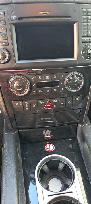 Mercedes ML 350 CDI 4MATIC AMG – 2011 – Full Equip
