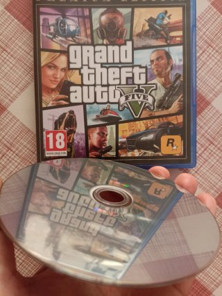 GTA V Premium Ed PS4
