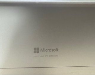 Microsoft Surface Pro 9 + Tastiera