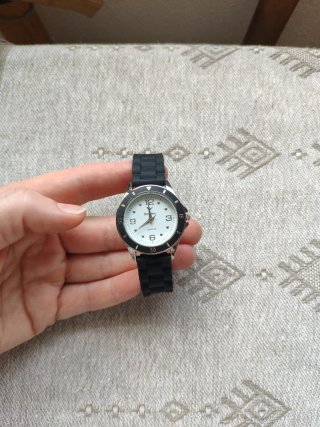 Reloj Romtimes Mujer Negro y plateado